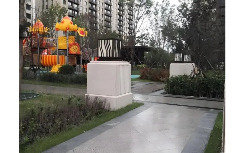物業不是慈善家，更不是救世主！